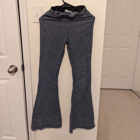 Altar’d state flared pinstripe Pants size small - Picture 2 of 5